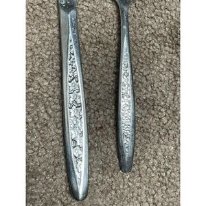 Stainless Silverware CUSTOMCRAFT Floral Textured Pattern Spoon Knife 2 Pc Taiwan